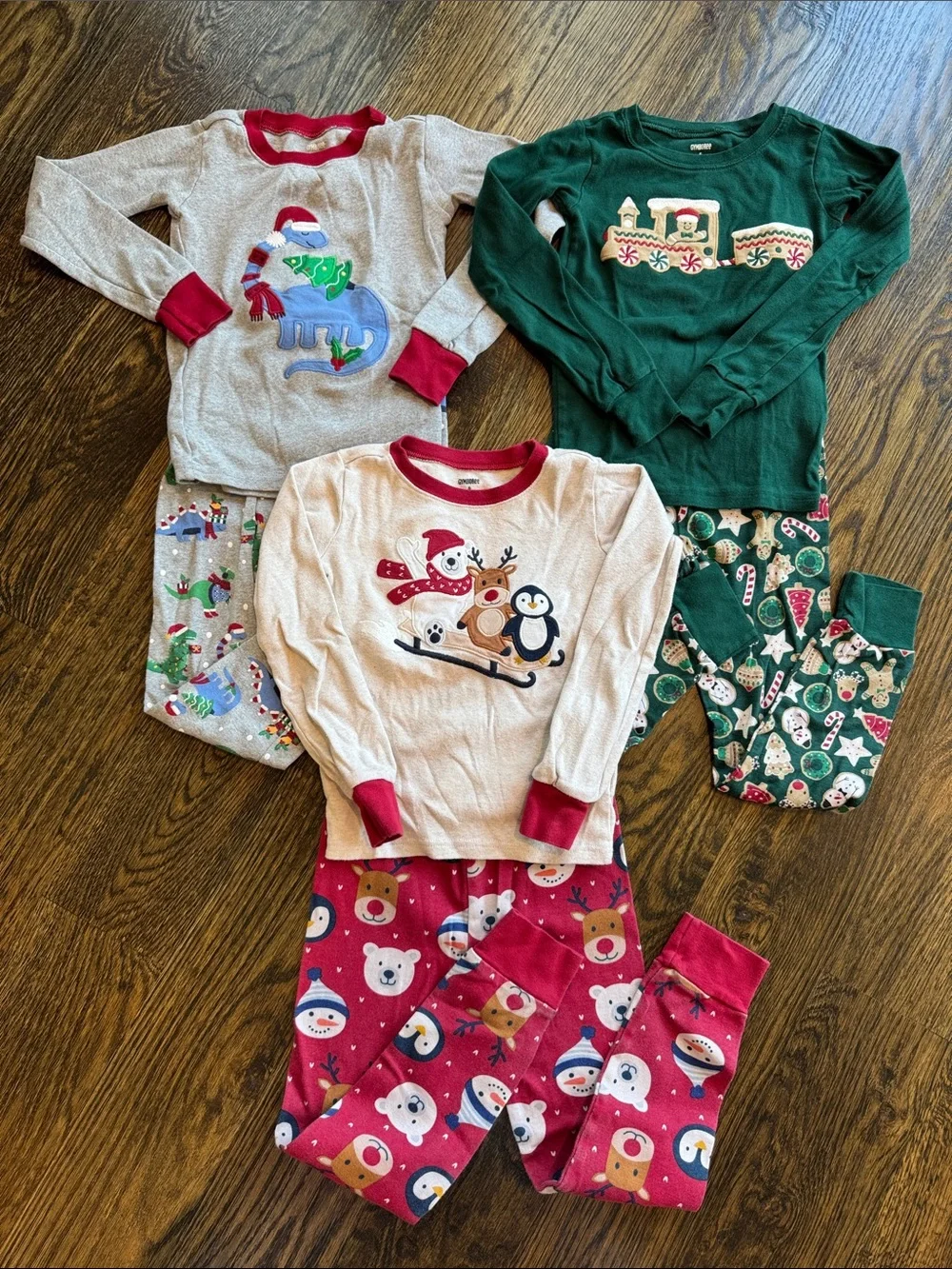 Gymboree holiday PJs